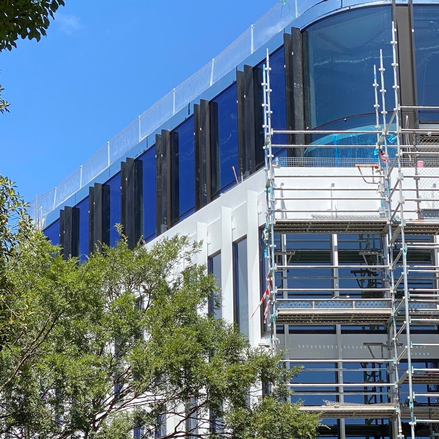 Cool SHade 42-1 on Clear Low-E IGU