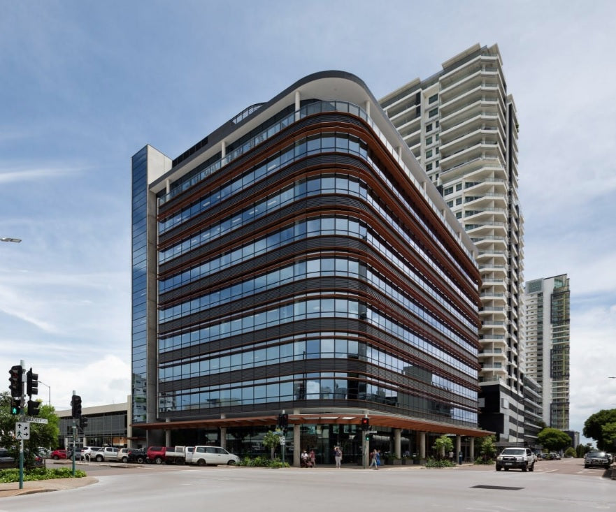 Aqua SHade 44-1 on Clear UniQ-SHade Low-E IGU