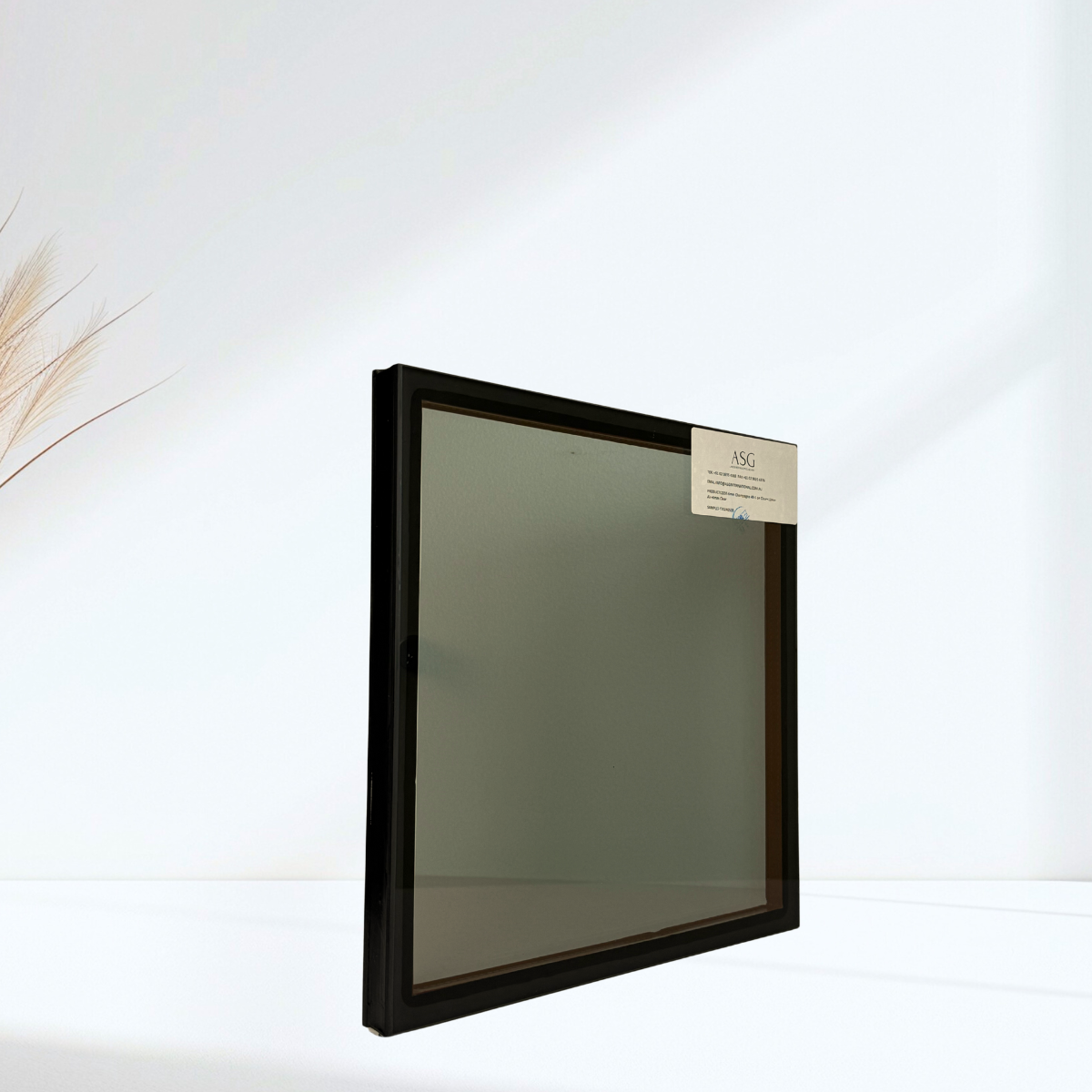 Champagne 40-1 on Clear UniQ-SHade Low-E IGU