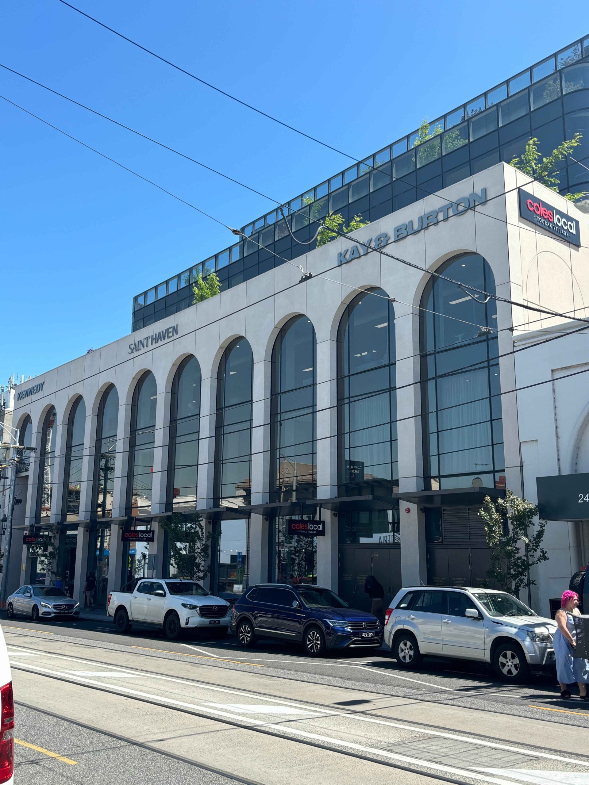 Champagne 46-1 on Clear UniQ-SHade Low-E IGU