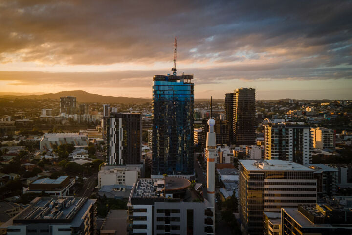 Sky Blue 35-1 on Clear UniQ-SHade Low-E IGU